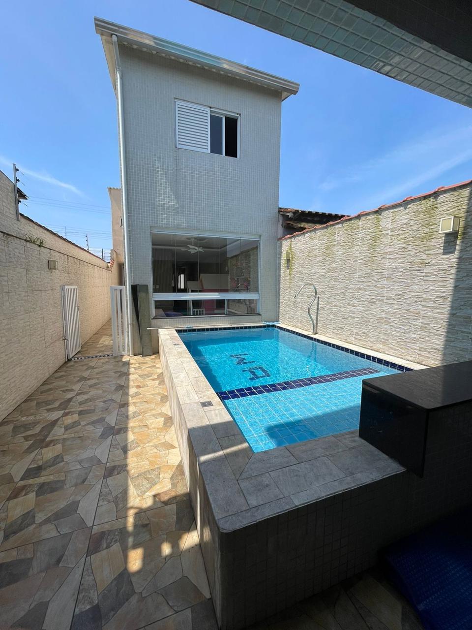 Casa Ampla com Piscina e Área Gourmet em Agenor de Campos – Mongaguá